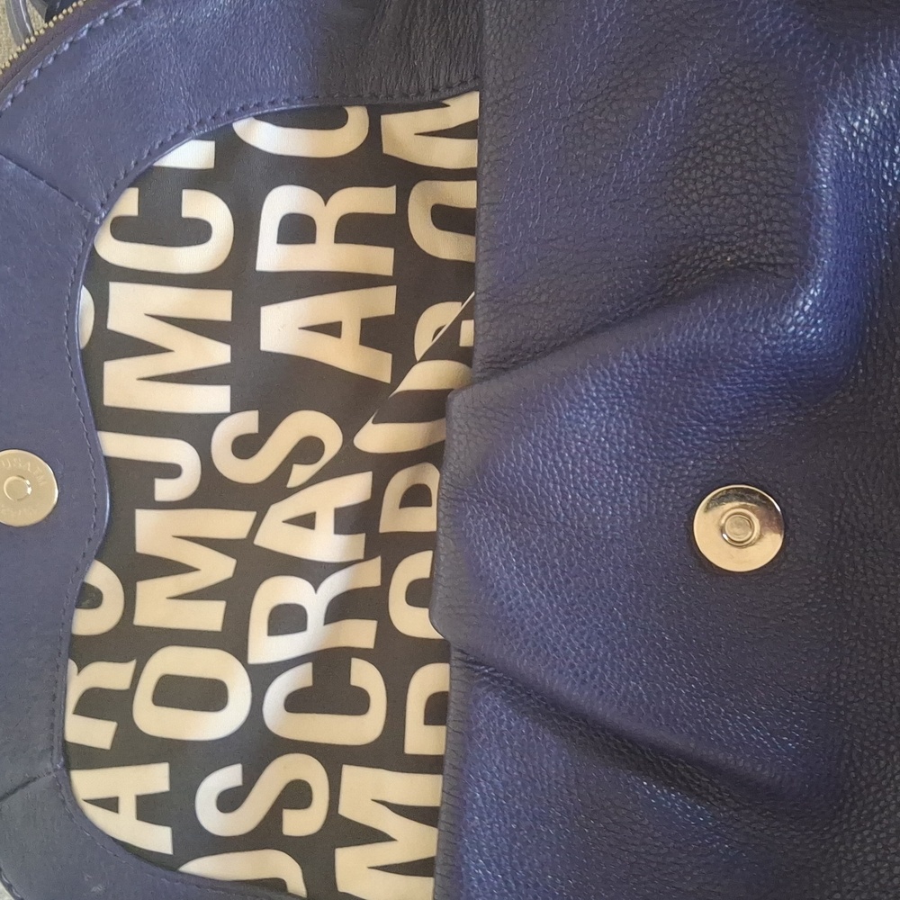 Marc by Marc Jacobs Deep Navy Leather Shoulder Bag with Silver Plaque - Picture 8 of 10